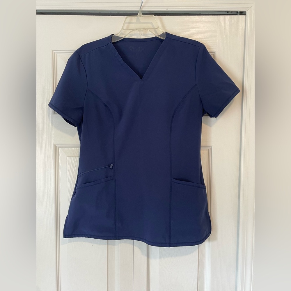 Cherokee Allura V-Neck Front Patch Pocket Women's Top style CKA684